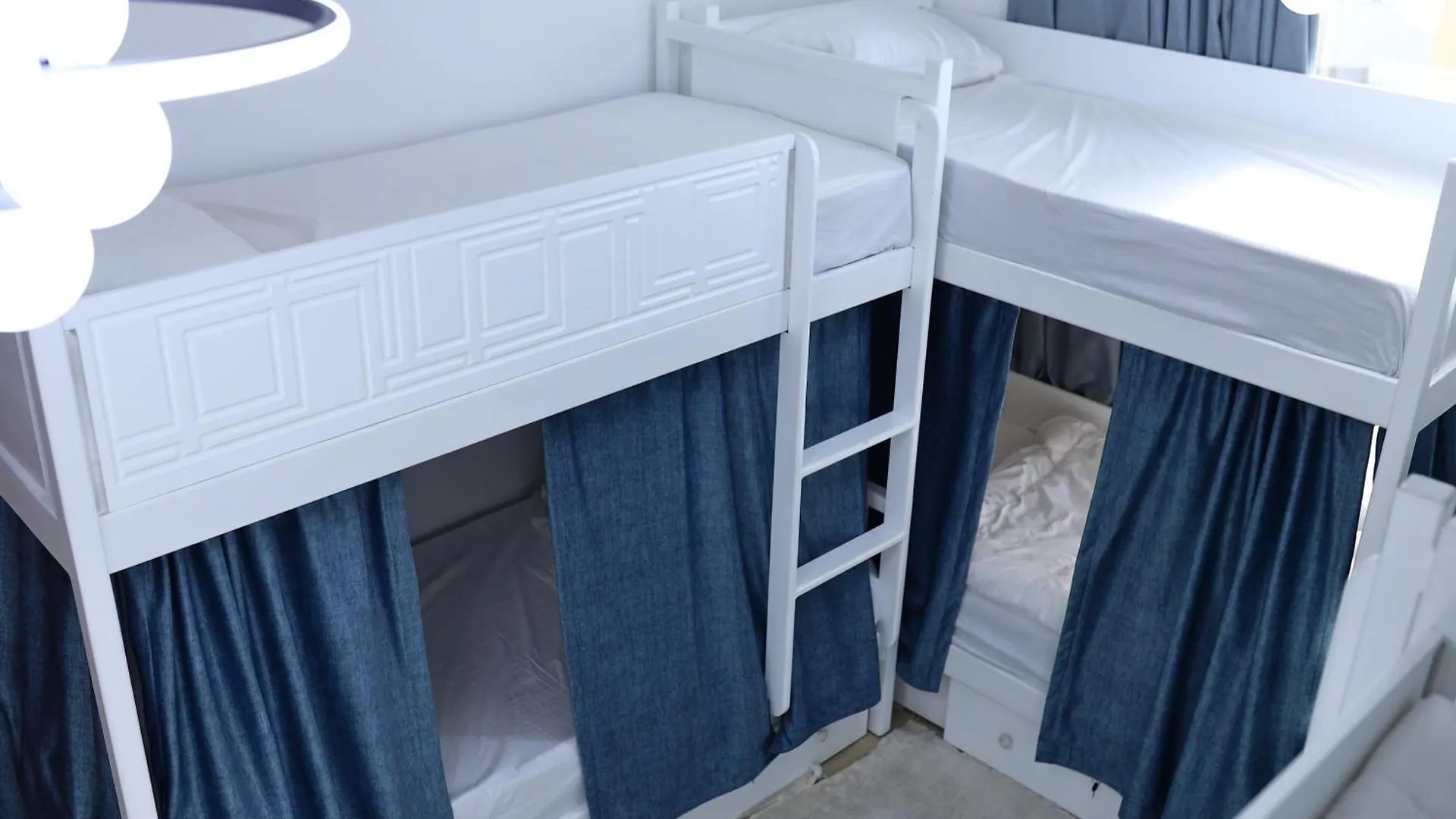 Shams Murjan Jbr Hostel Дубай ОАЭ